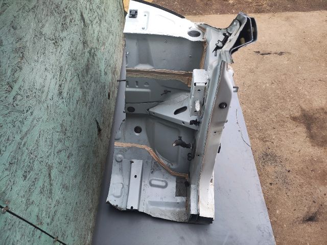 bontott RENAULT SCÉNIC III Jobb első Negyed Karosszéria Csomag