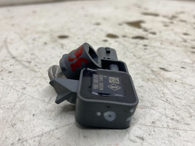 bontott RENAULT SCÉNIC III Jobb első Oldal Ütközés Érzékelő