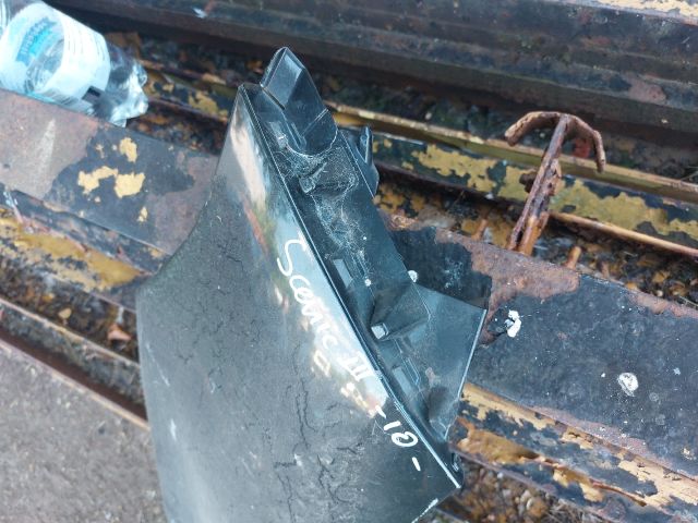 bontott RENAULT SCÉNIC III Jobb első Sárvédő