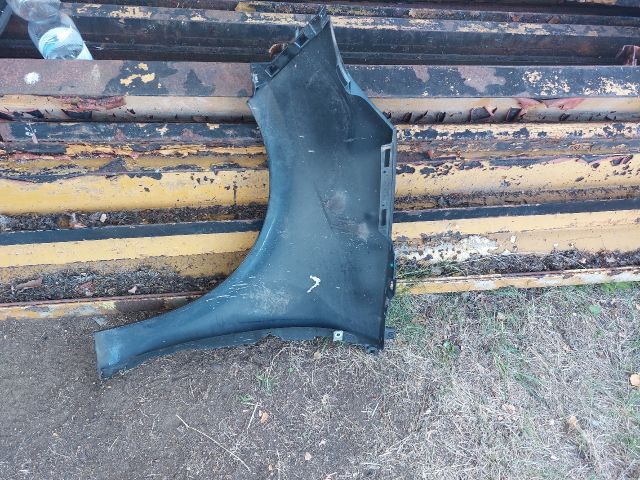 bontott RENAULT SCÉNIC III Jobb első Sárvédő