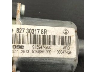 bontott RENAULT SCÉNIC III Jobb hátsó Ablakemelő Motor