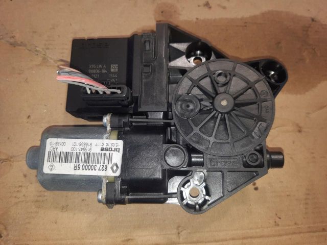 bontott RENAULT SCÉNIC III Jobb hátsó Ablakemelő Motor