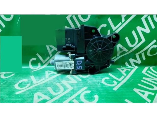 bontott RENAULT SCÉNIC III Jobb hátsó Ablakemelő Motor