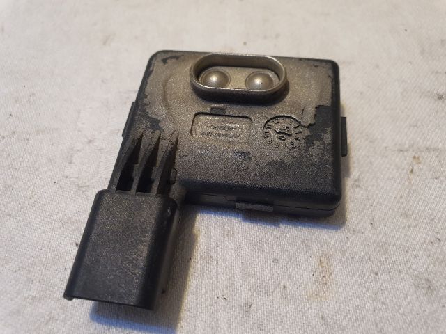 bontott RENAULT SCÉNIC III Jobb hátsó Külső Kilincs Érzékelő