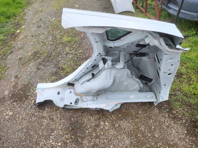 bontott RENAULT SCÉNIC III Jobb hátsó Negyed Karosszéria Csomag