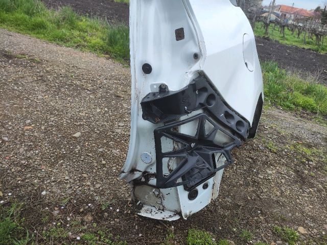 bontott RENAULT SCÉNIC III Jobb hátsó Negyed Karosszéria Csomag