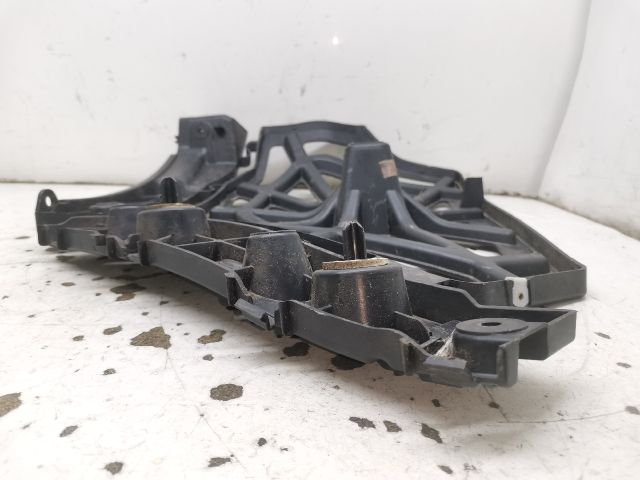 bontott RENAULT SCÉNIC III Jobb hátsó Oldal Lökhárító Tartó (Műanyag)