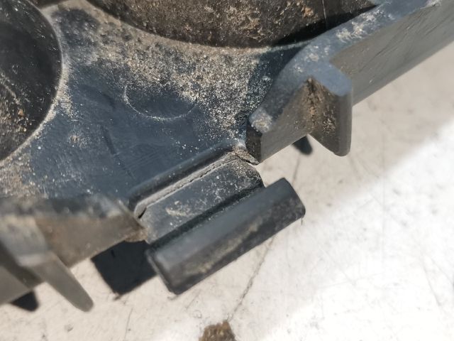 bontott RENAULT SCÉNIC III Jobb hátsó Oldal Lökhárító Tartó (Műanyag)