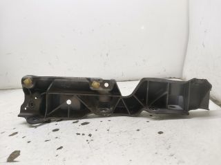 bontott RENAULT SCÉNIC III Jobb Sárvédő Oldaltartó