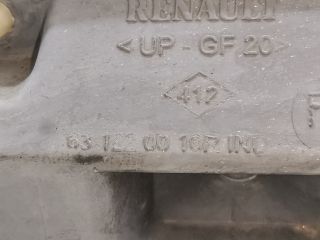 bontott RENAULT SCÉNIC III Jobb Sárvédő Oldaltartó