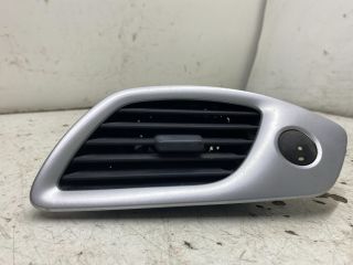 bontott RENAULT SCÉNIC III Jobb Szellőző