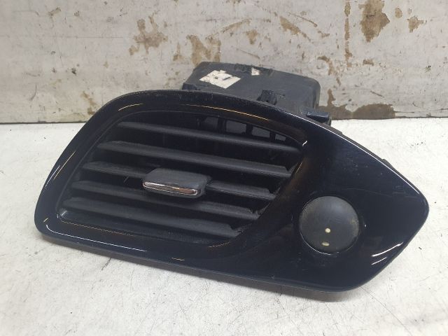 bontott RENAULT SCÉNIC III Jobb Szellőző