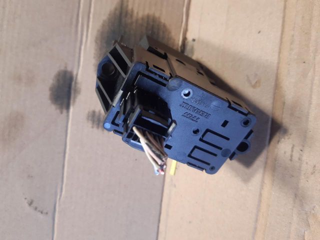 bontott RENAULT SCÉNIC III Kézifék Kapcsoló