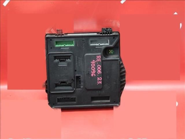 bontott RENAULT SCÉNIC III Komfort Elektronika