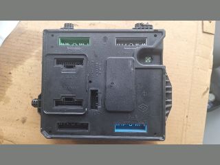 bontott RENAULT SCÉNIC III Komfort Elektronika