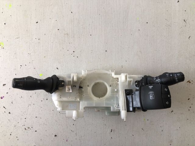 bontott RENAULT SCÉNIC III Komplett Kormánykapcsoló (Bajuszkapcsoló)