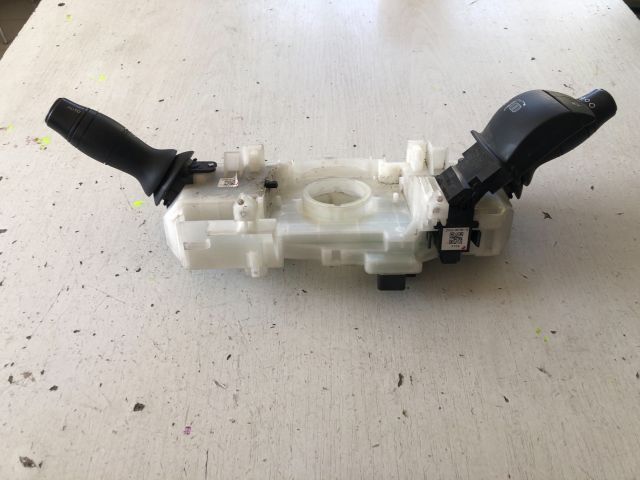 bontott RENAULT SCÉNIC III Komplett Kormánykapcsoló (Bajuszkapcsoló)