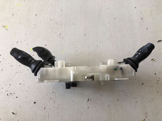 bontott RENAULT SCÉNIC III Komplett Kormánykapcsoló (Bajuszkapcsoló)