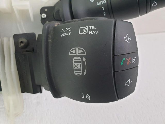 bontott RENAULT SCÉNIC III Komplett Kormánykapcsoló (Bajuszkapcsoló)