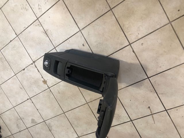 bontott RENAULT SCÉNIC III Könyöklő