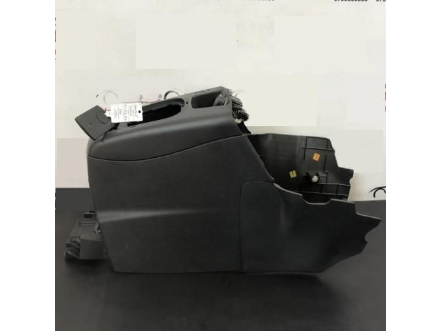 bontott RENAULT SCÉNIC III Könyöklő