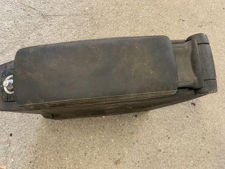 bontott RENAULT SCÉNIC III Könyöklő