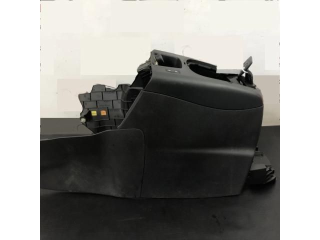 bontott RENAULT SCÉNIC III Könyöklő