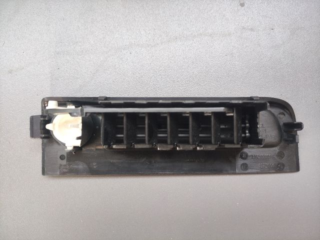 bontott RENAULT SCÉNIC III Középső Bal Szellőző