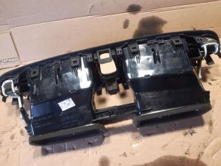 bontott RENAULT SCÉNIC III Középső Szellőző