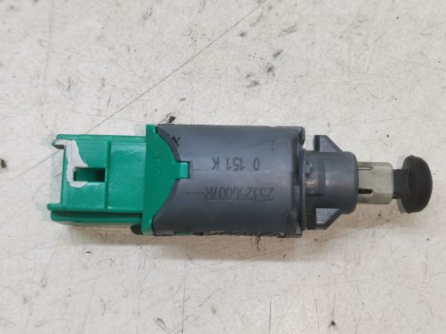 bontott RENAULT SCÉNIC III Kuplung Pedál Kapcsoló