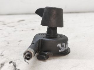 bontott RENAULT SCÉNIC III Motorháztető Nyitó Kar / Gomb