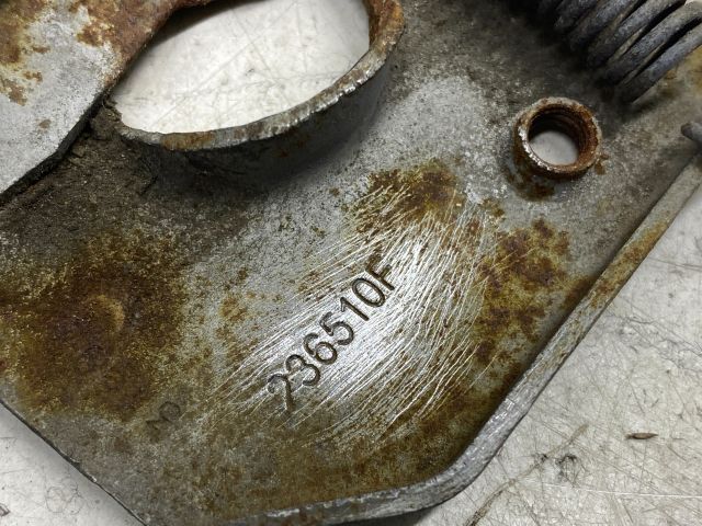 bontott RENAULT SCÉNIC III Motorháztető Zárszerkezet