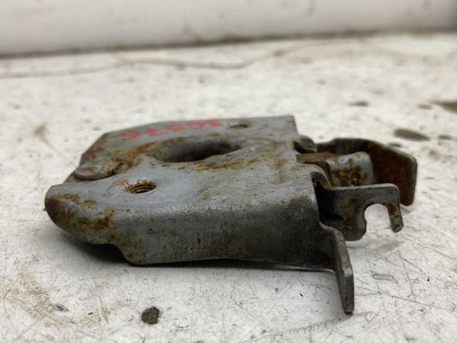 bontott RENAULT SCÉNIC III Motorháztető Zárszerkezet