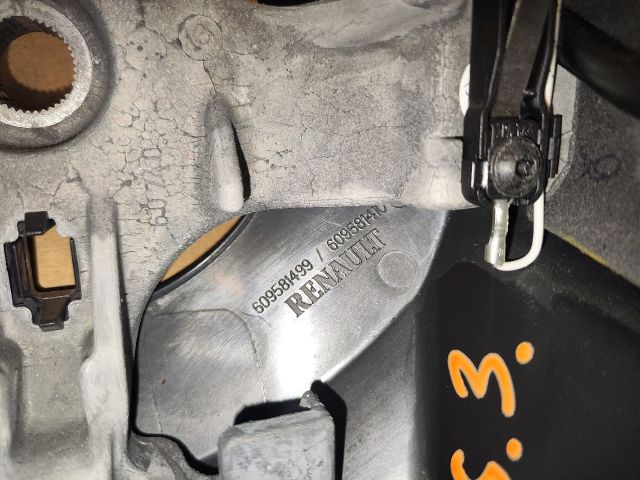 bontott RENAULT SCÉNIC III Multikormány