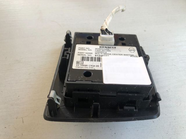 bontott RENAULT SCÉNIC III Multimédia Vezérlő