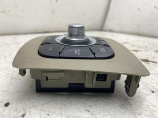 bontott RENAULT SCÉNIC III Multimédia Vezérlő