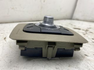 bontott RENAULT SCÉNIC III Multimédia Vezérlő