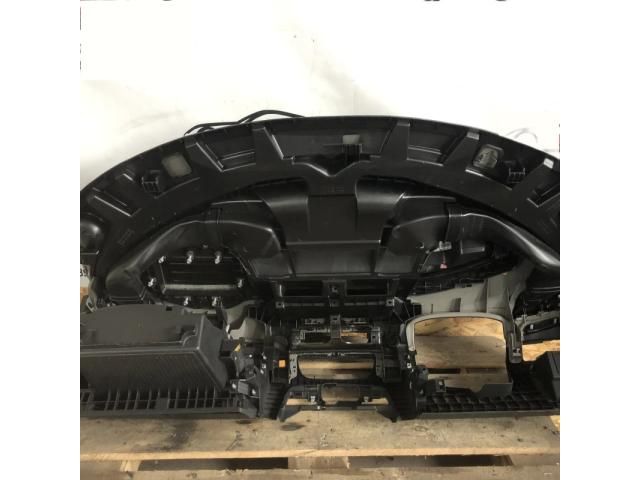 bontott RENAULT SCÉNIC III Műszerfal Héj