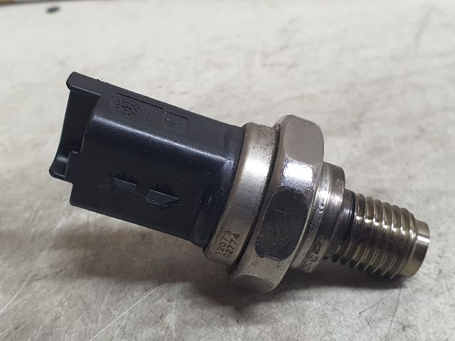 bontott RENAULT SCÉNIC III Nyomásszabályzó Szelep