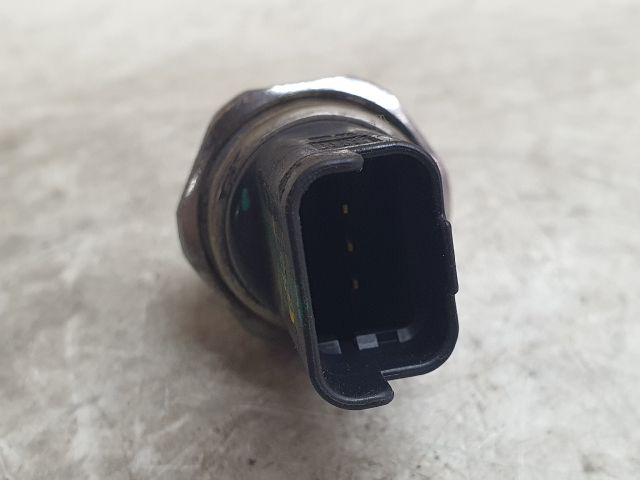 bontott RENAULT SCÉNIC III Nyomásszabályzó Szelep