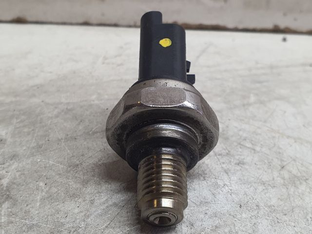 bontott RENAULT SCÉNIC III Nyomásszabályzó Szelep