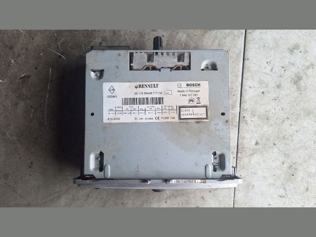 bontott RENAULT SCÉNIC III Rádió / CD