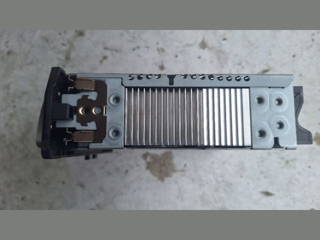 bontott RENAULT SCÉNIC III Rádió / CD