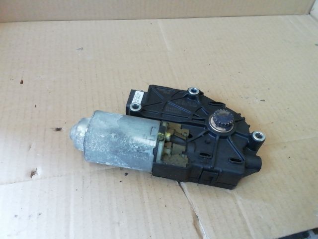 bontott RENAULT SCÉNIC III Tető Mozgató Motor