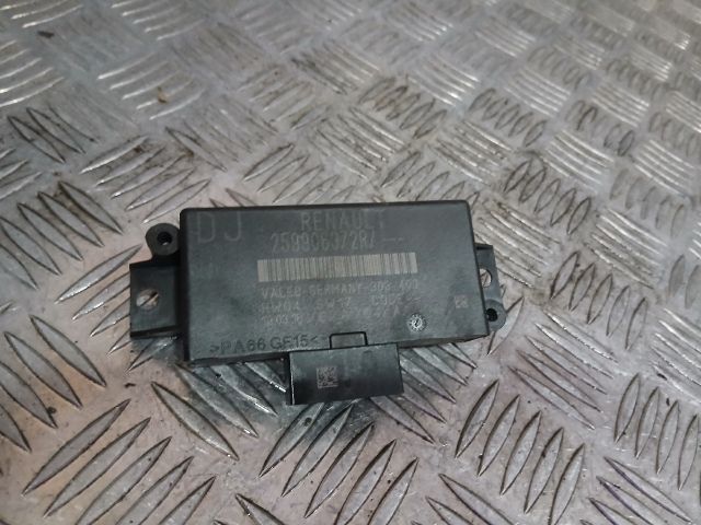 bontott RENAULT SCÉNIC III Tolatóradar Elektronika