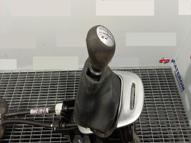 bontott RENAULT SCÉNIC III Váltógomb