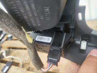 bontott RENAULT SCÉNIC III Váltószoknya Rögzítő Keret