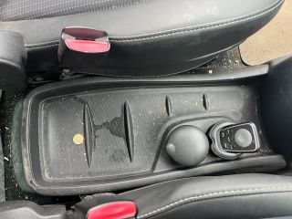 bontott RENAULT SCÉNIC III Váltószoknya