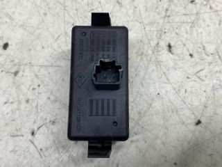 bontott RENAULT SCÉNIC III Vészvillogó Kapcsoló