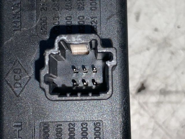 bontott RENAULT SCÉNIC III Vészvillogó Kapcsoló